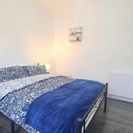 لندن Cosy Room In Manor Park المظهر الخارجي الصورة